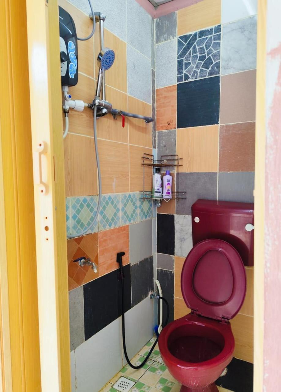 Padang Besar Roomstay Firdaus Esterno foto